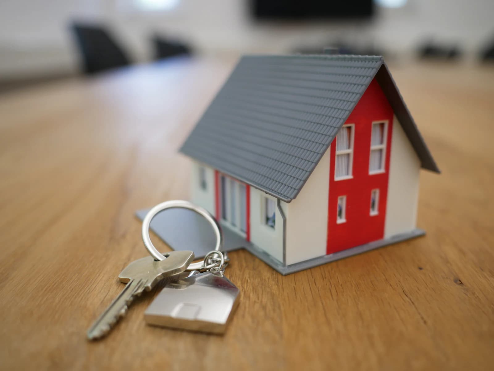Dubai Real Estate: How AI Calling Turns Portal Leads Into Viewings in 60 Seconds